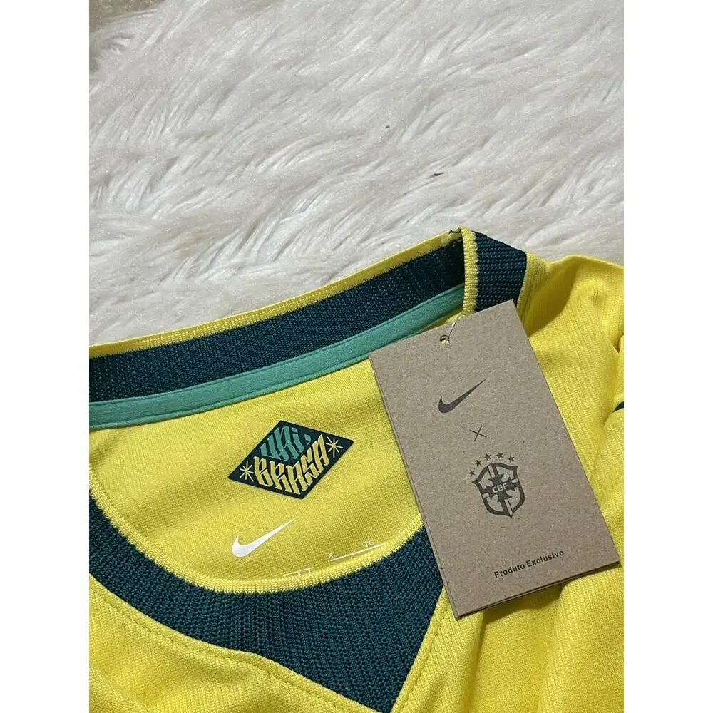 Nike Brazil 26’ National Team Vini Jr. #7 Soccer Fan Jersey Yellow Green XL